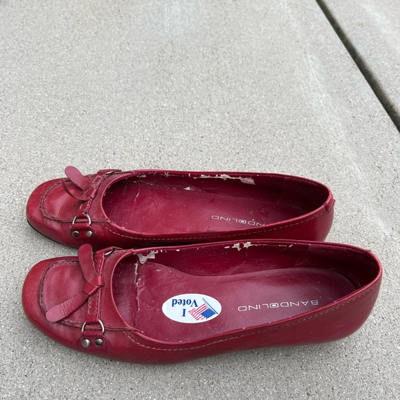 Super cute red ballet flats with bow! - Picture 2 of 3